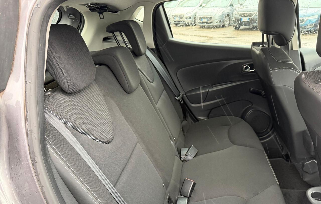 Renault Clio 1.2 benzina km 85000 Neopatentati