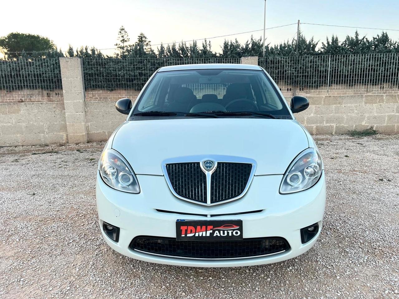 Lancia Ypsilon 1.2 69 CV