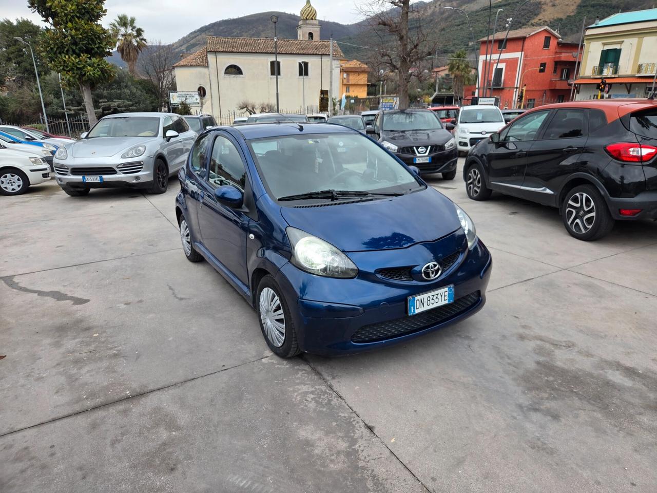 Toyota Aygo 1.0 benzina 3 porte - AUTOMATICA