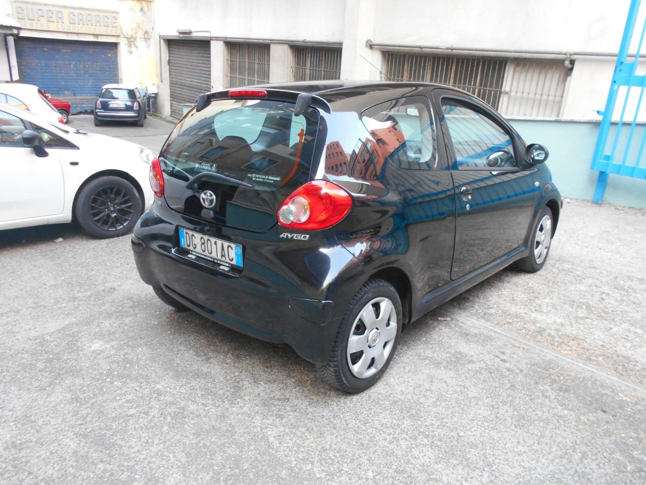 Toyota Aygo 1.0 12V VVT-i 3 porte Now