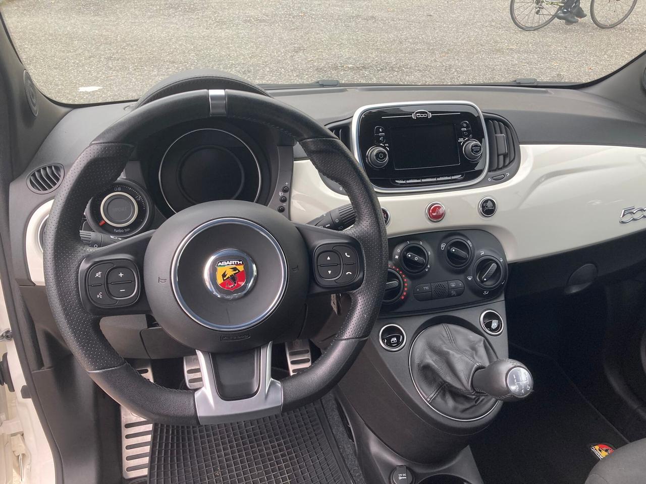 Abarth 595 1.4 Turbo T-Jet 145 CV