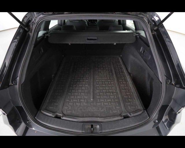 TOYOTA Corolla Touring Sports 1.8 Hybrid Business