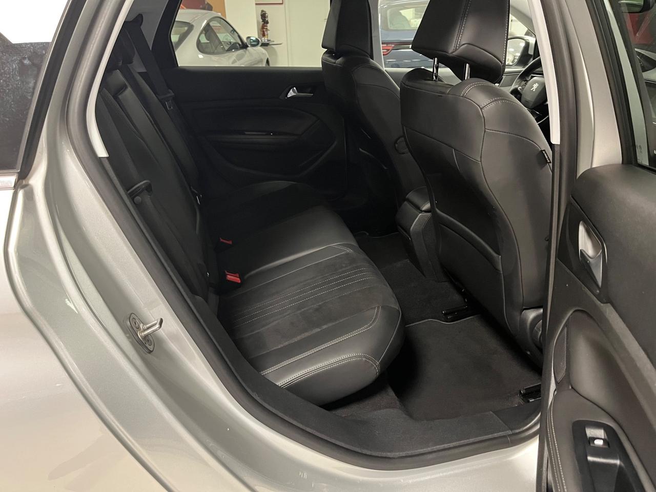 Peugeot 308 1.6 BlueHDi 120cv EAT6 SW Allure CinghiaFatta