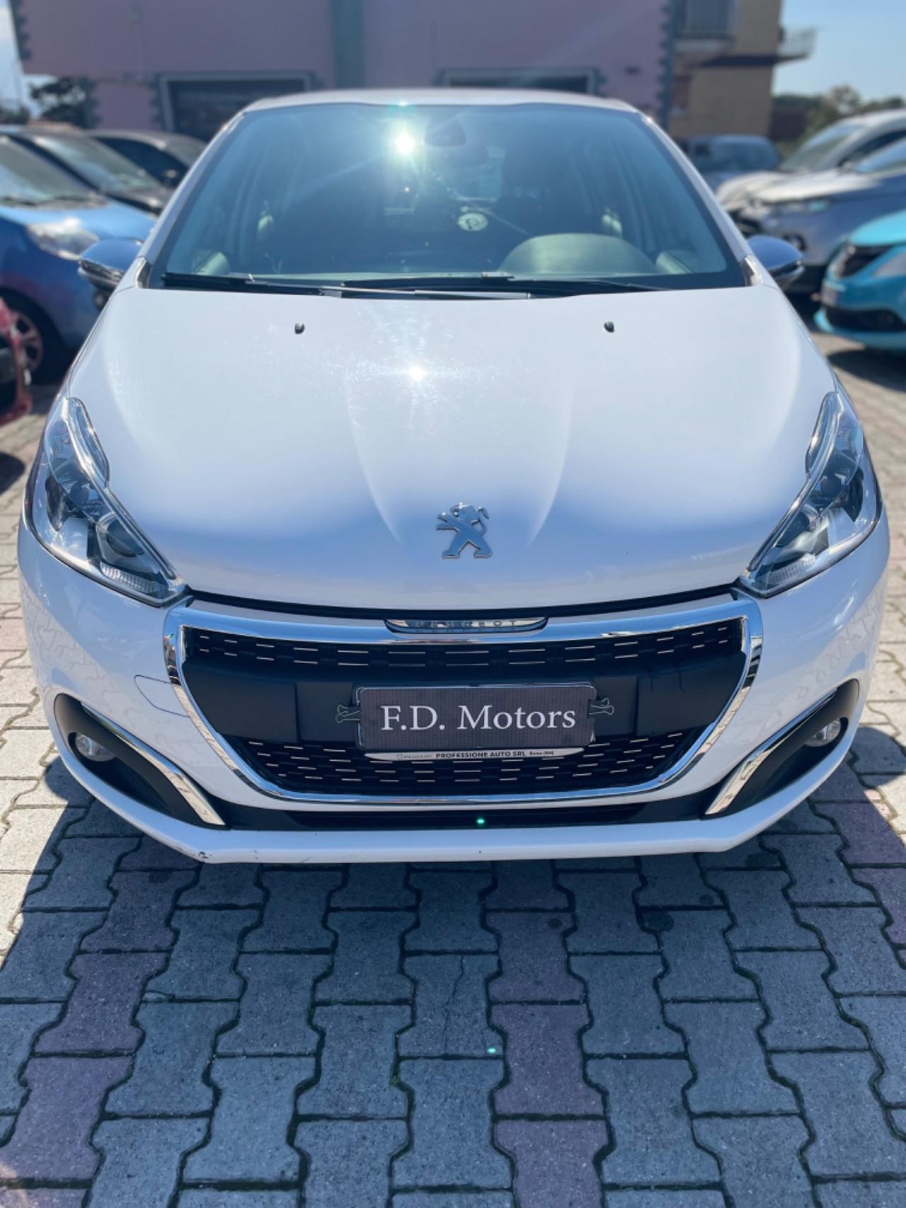 Peugeot 208 PureTech 82 5 porte Allure