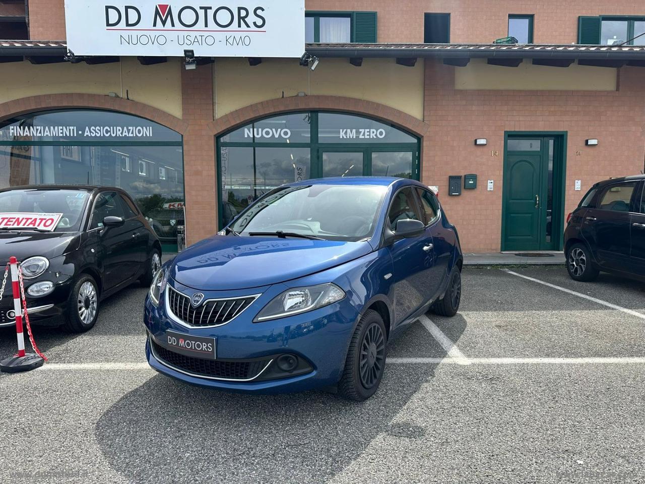 LANCIA Ypsilon 1.0 FireFly 5p.S&S Hybrid Silver *NEOPATENTATI*