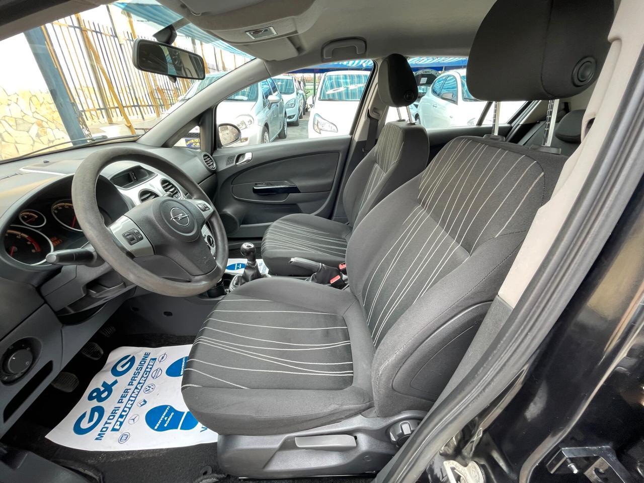 Opel Corsa 1.2 5 porte Enjoy