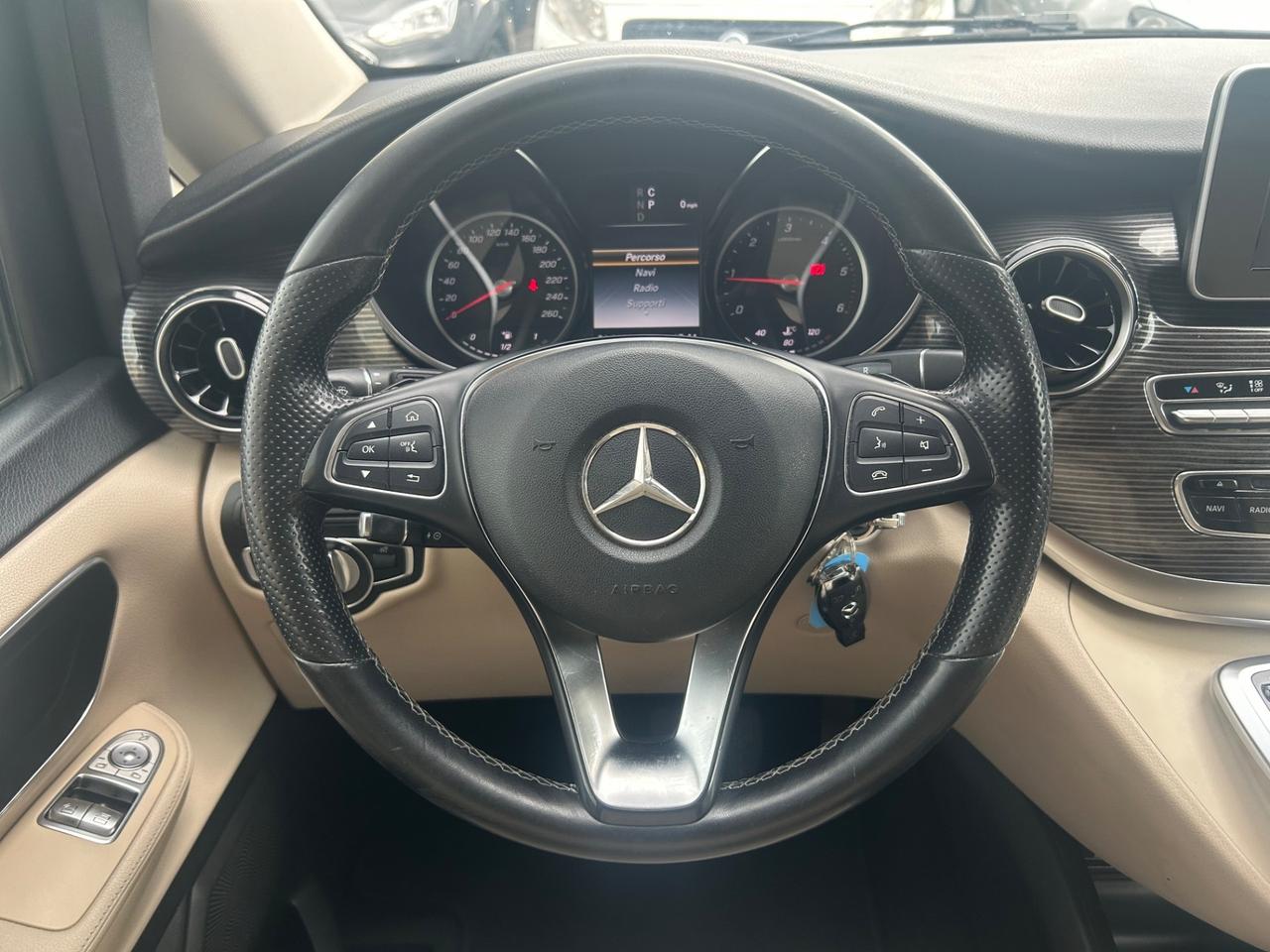 Mercedes-benz V 250 d Automatic Premium Extralong