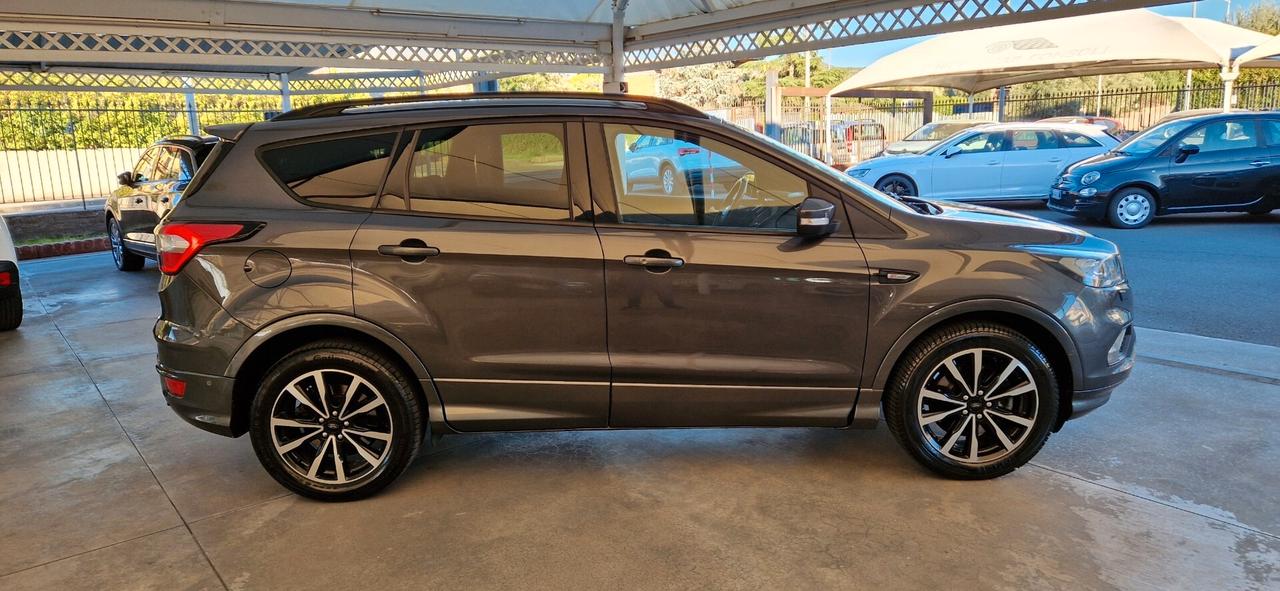 Ford Kuga 1.5 TDCi 120cv 2WD ST-Line