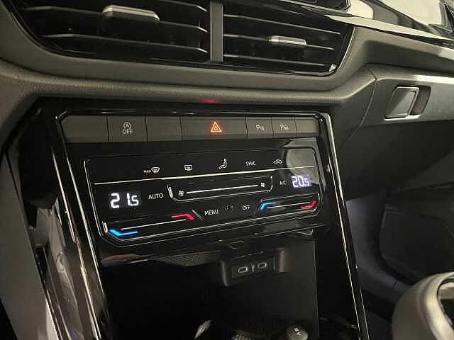 Volkswagen T-Roc 1.0TSI 115CV R-Line Plus -IVA ESPOSTA/NEOPATENTATI