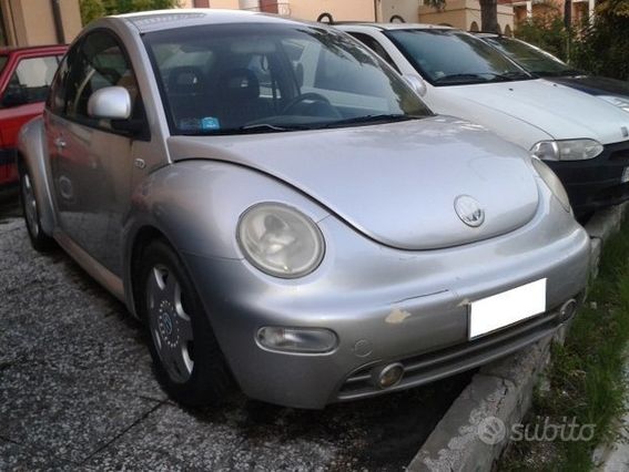 VOLKSWAGEN New Beetle - Compra usata 