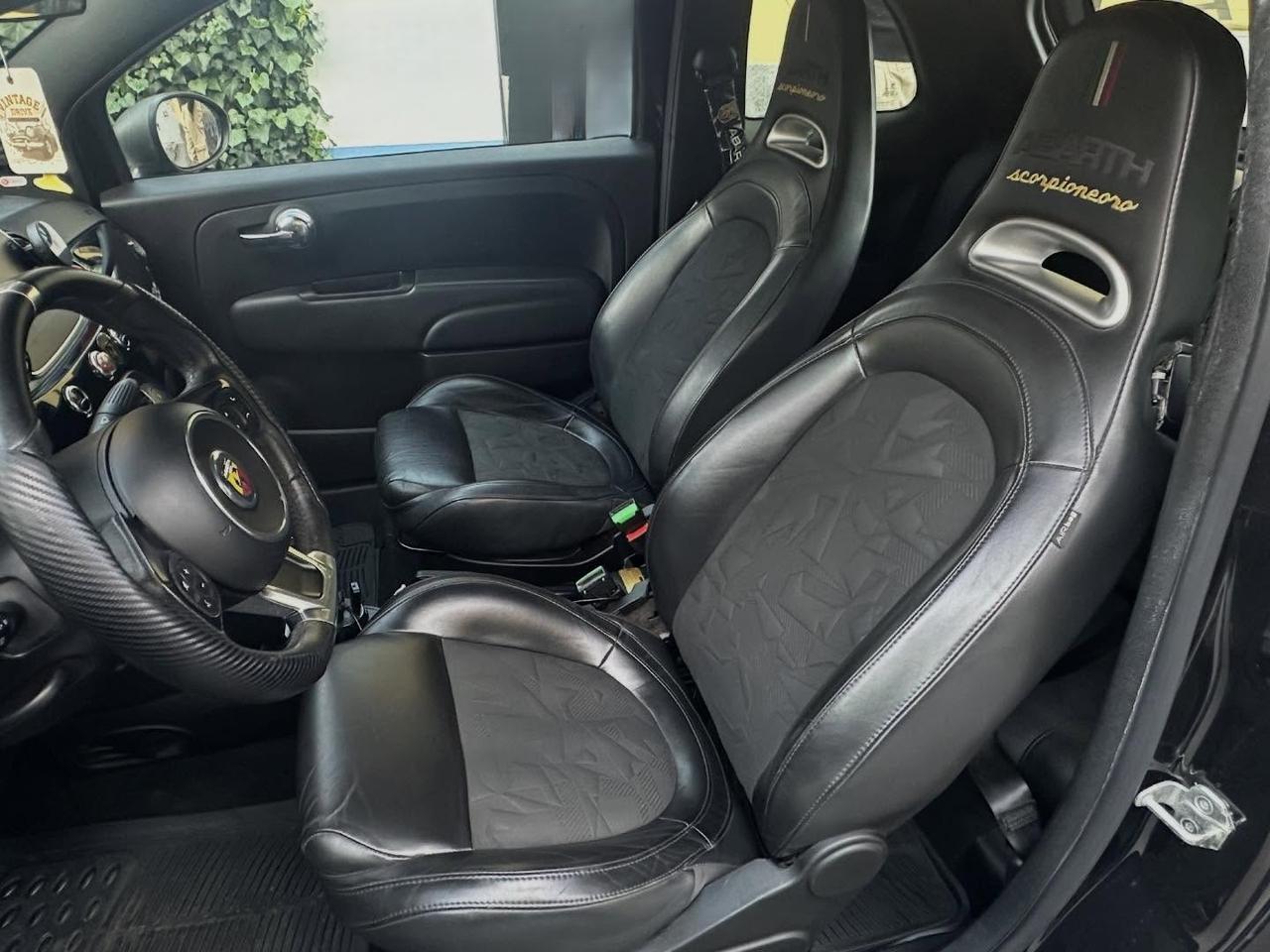 Abarth 595 1.4 t-jet Scorpioneoro 165cv