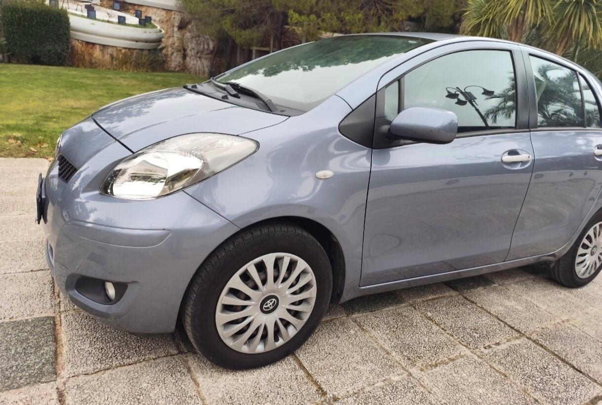 Toyota Yaris 1.3 5 porte Sol