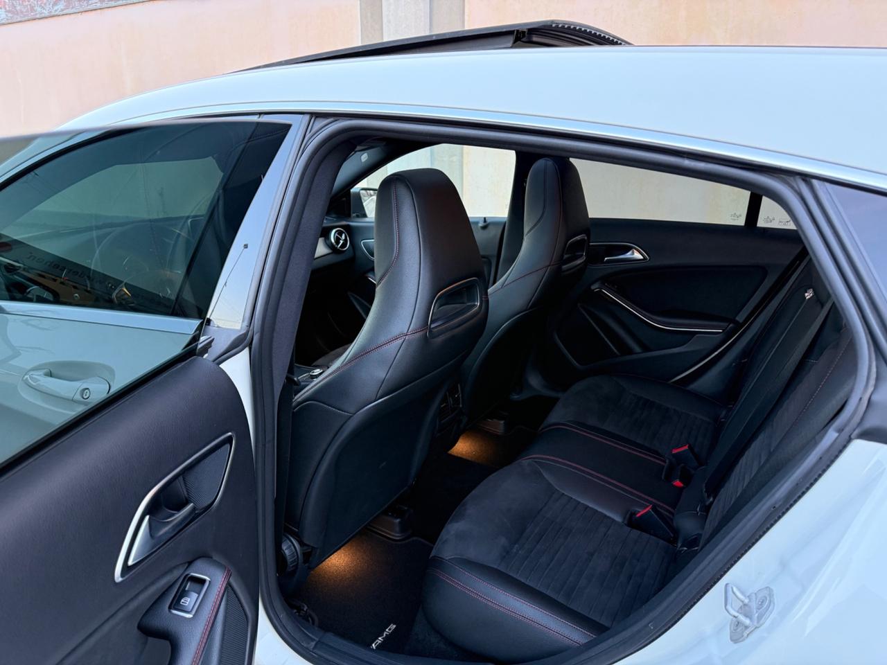 Mercedes-benz CLA 250 .4Matic Automatic Premium