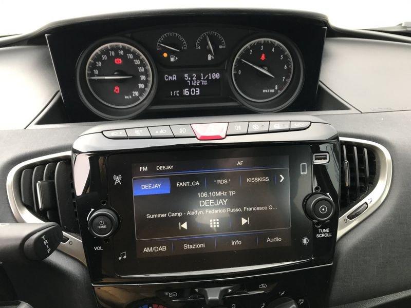 Lancia Ypsilon 1.0 FireFly Hybrid Ecochic Gold 5p OK NEOPATENTATI