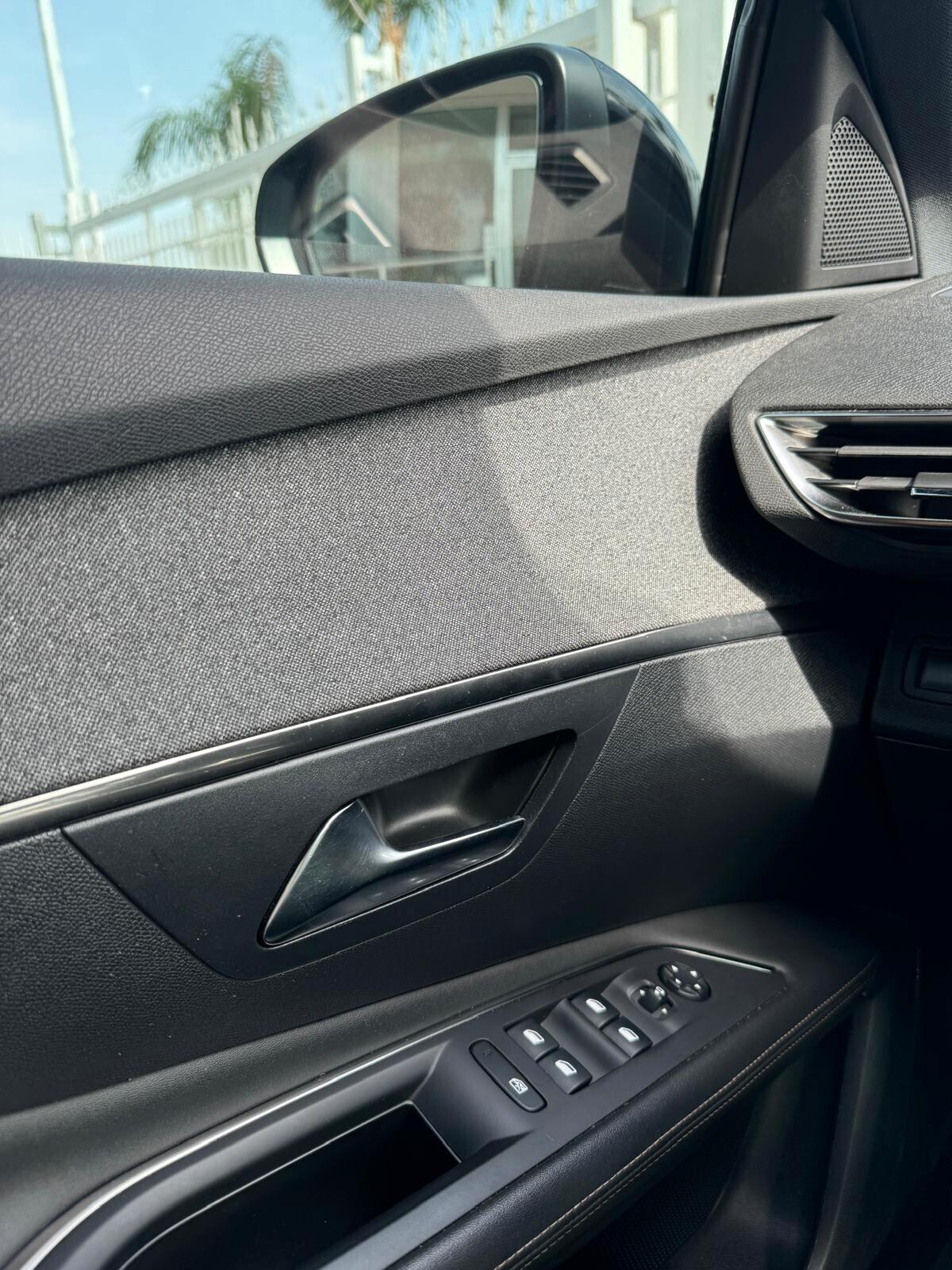 Peugeot 3008 GT Line 2020 CAMBIO AUTOMATICO