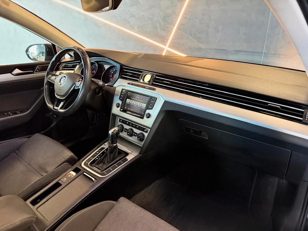 Volkswagen Passat 2.0 TDI DSG Comfortline BlueMotion Technology
