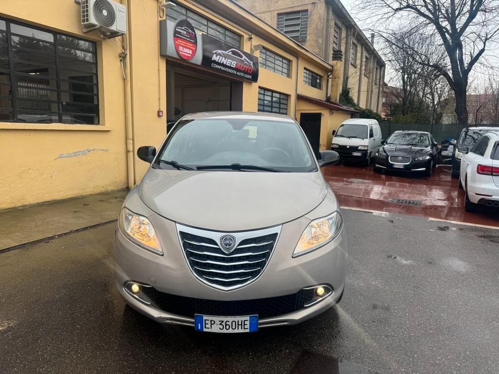 Lancia Ypsilon 1.2 69 CV 5 porte GPL Ecochic Gold