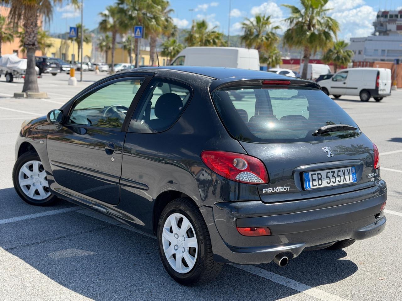 Peugeot 206 Plus 1.1 benzina 2010 GPL NEOPATENTATI