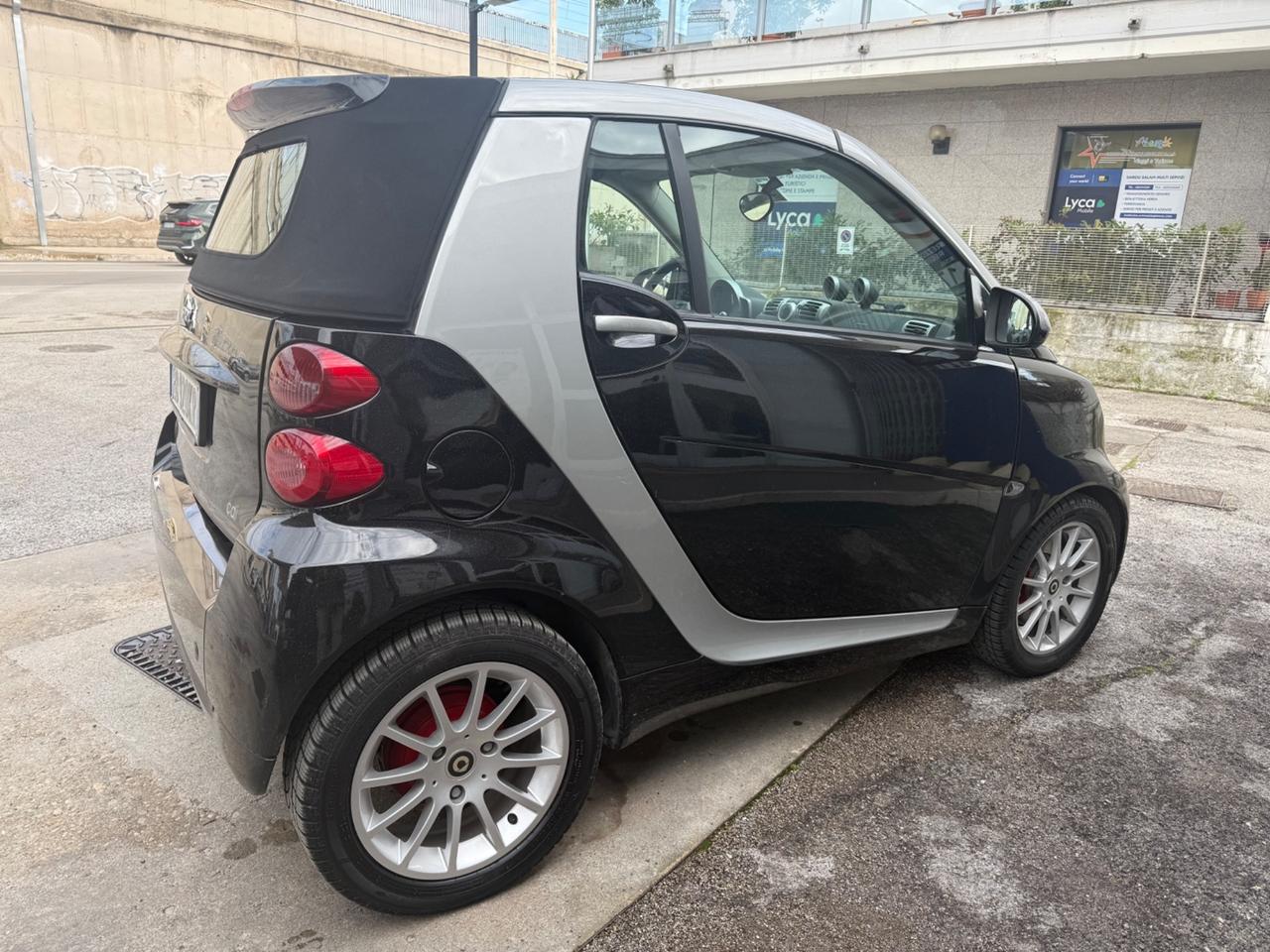 Solo da Qualitycars Pescara Smart ForTwo 800 40 kW cabrio passion cdi