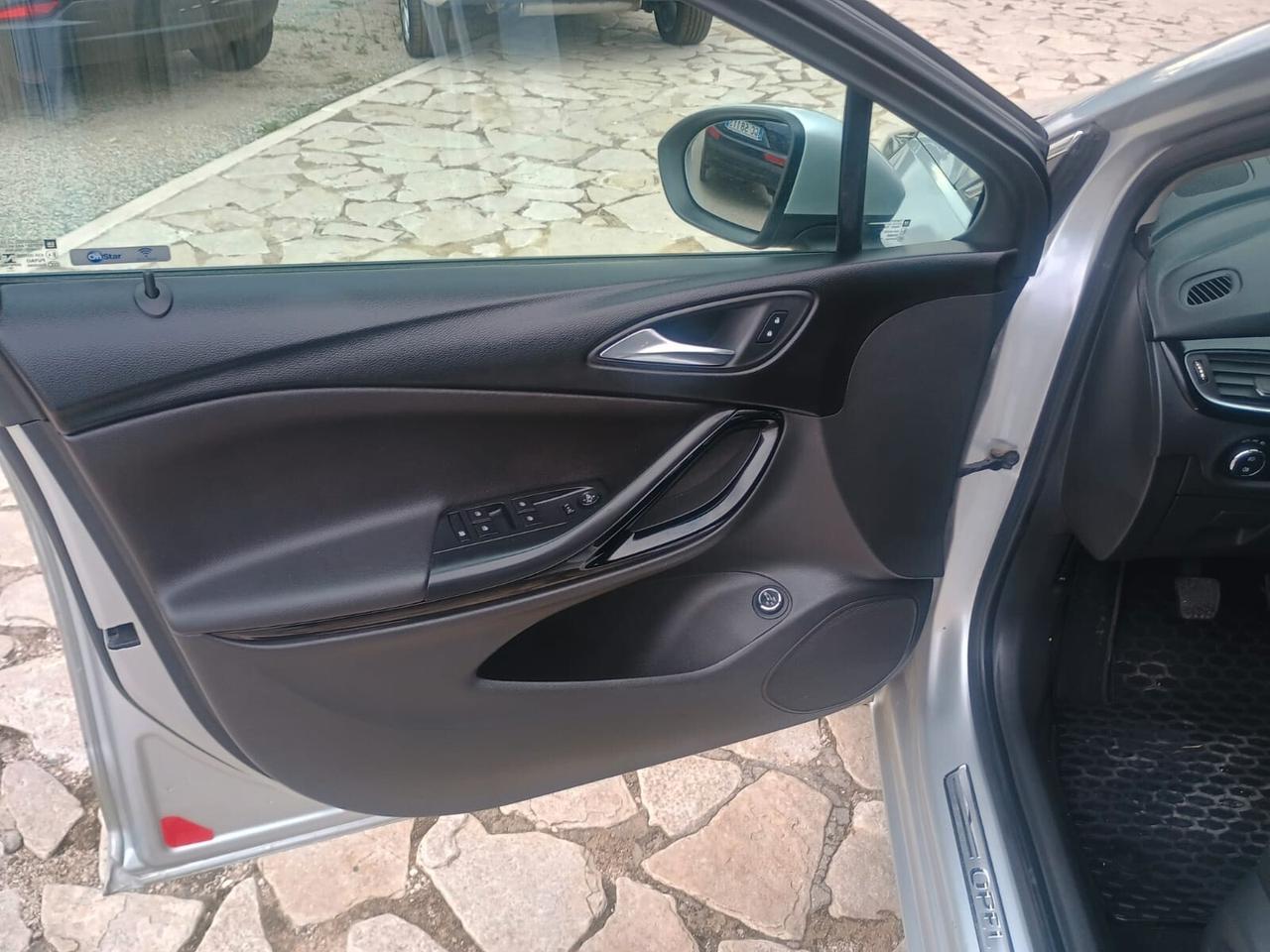 Opel Astra 1.6 CDTi Sports Tourer Business