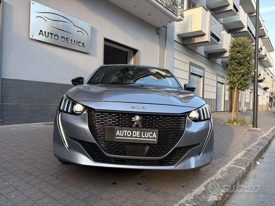 Peugeot 208 1.5 hdi 100 gt line certificata nuova