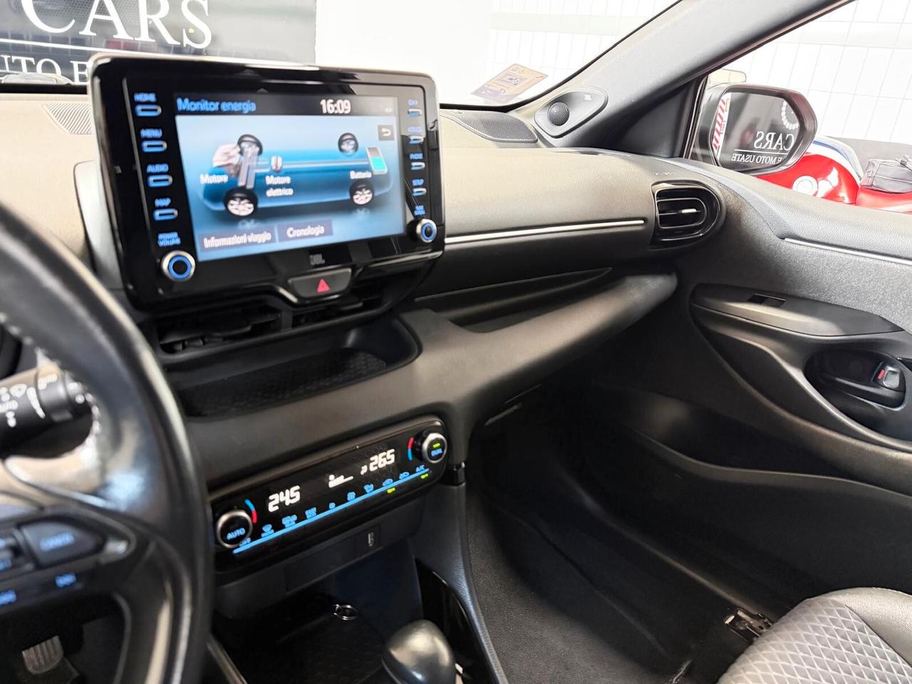 Toyota Yaris 1.5 Hybrid 5 porte Lounge Blue