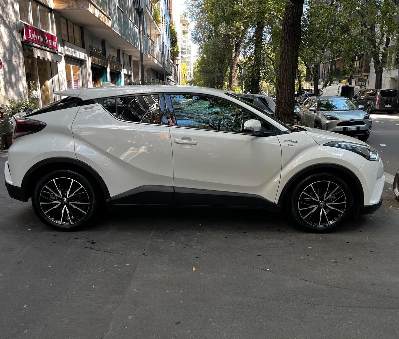 Toyota C-HR 1.8 Hybrid E-CVT Active