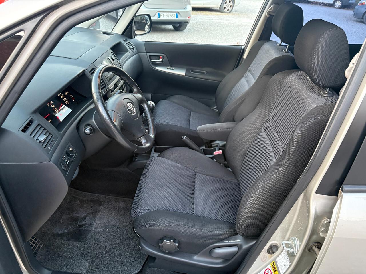 Toyota Corolla Verso 1.6 Benzina -Unico proprietario!