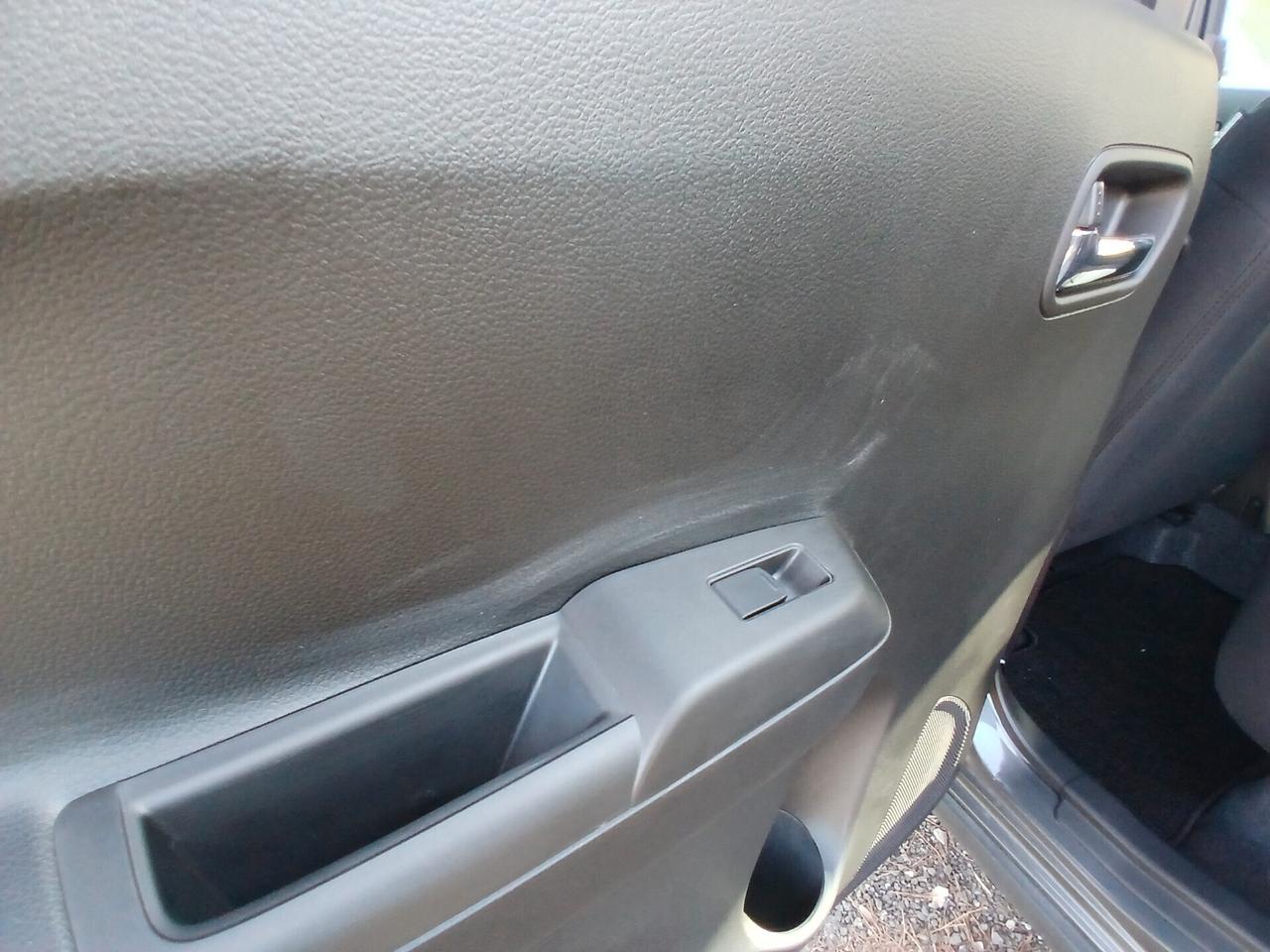 Suzuki Ignis 1.2 Hybrid Top