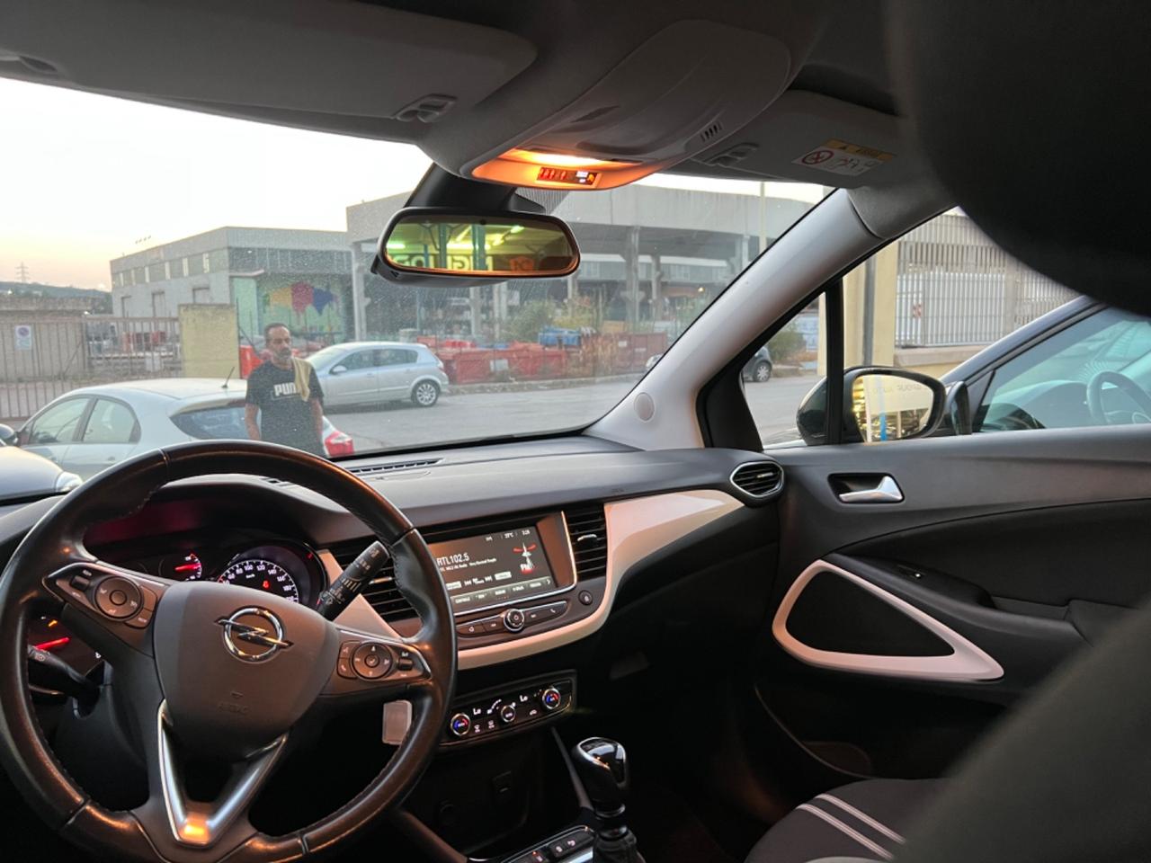 Opel Crossland 2022 BENZINA 110cv full optional