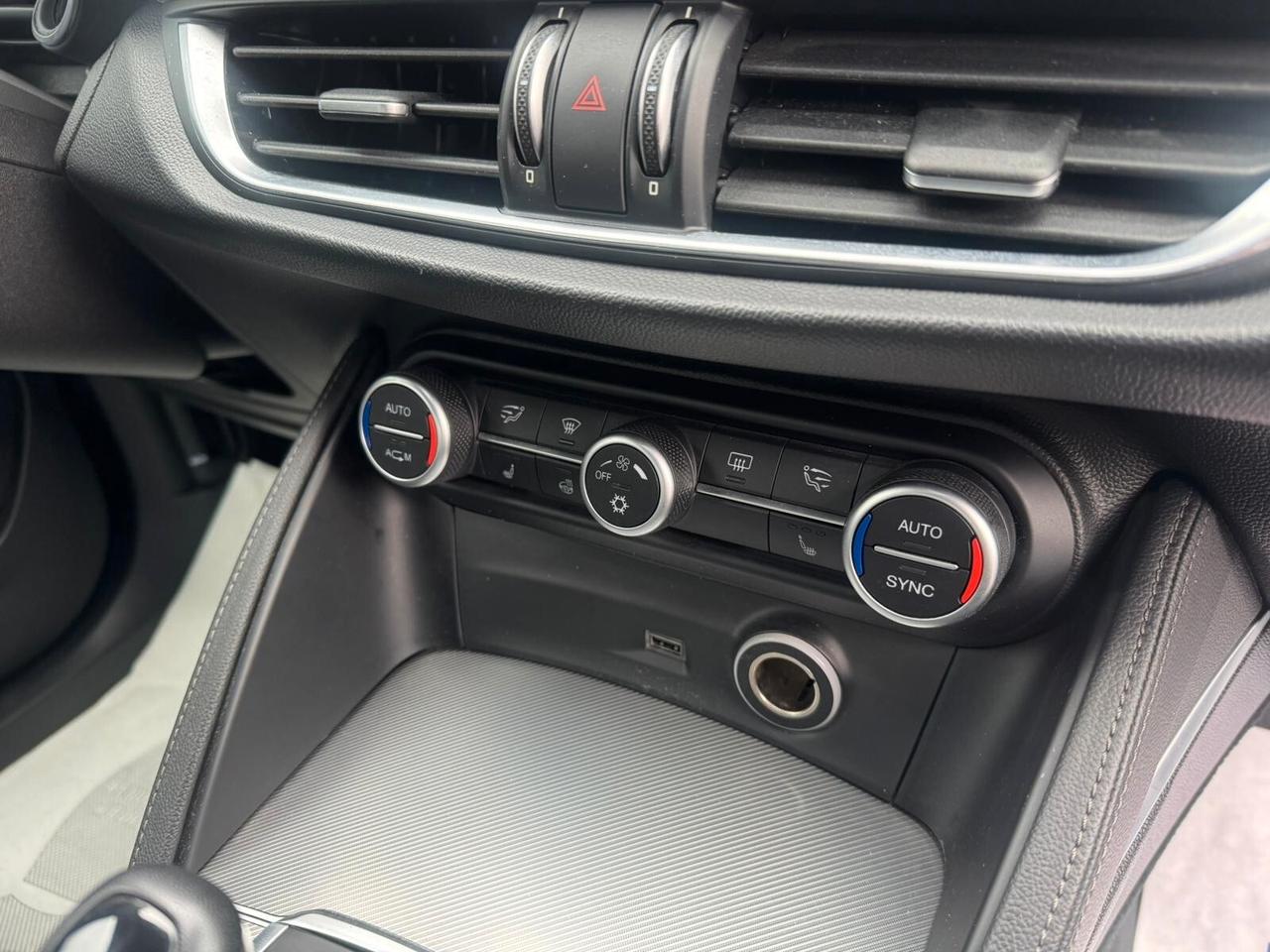 Alfa Romeo Stelvio 2.2 Td 210 CV AT8 Q4 Garanzia