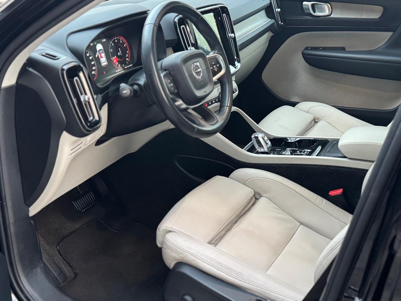 Volvo XC40 T4 AWD Geartronic Inscription