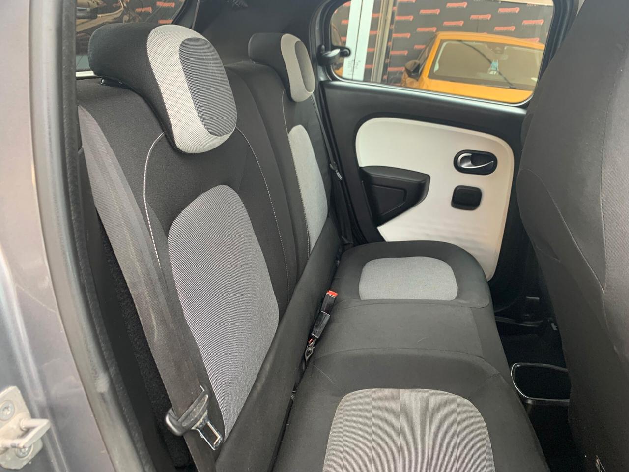 Renault Twingo SCe EDC La Parisienne