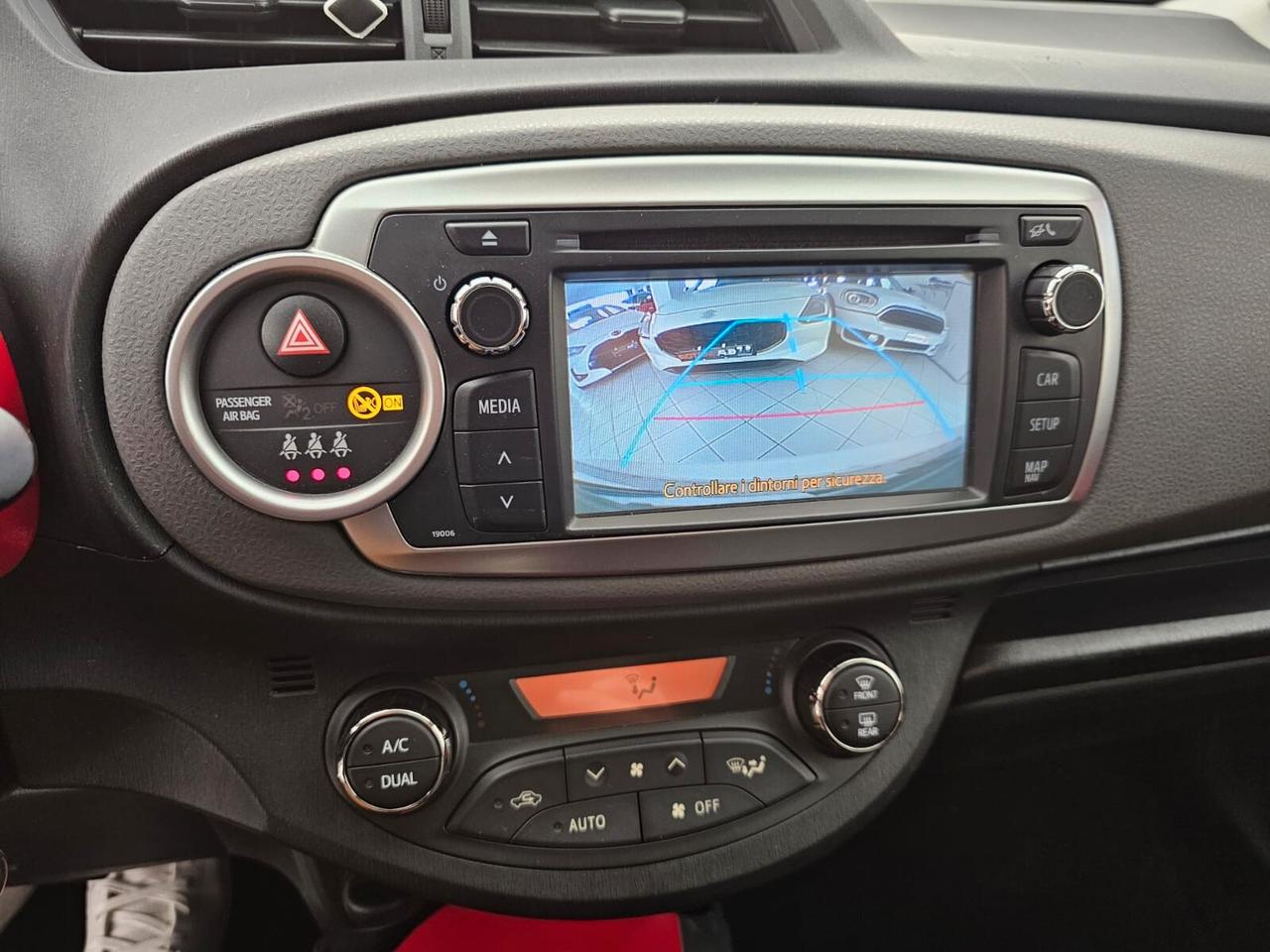 Toyota Yaris 1.4 D-4D 5 porte Lounge