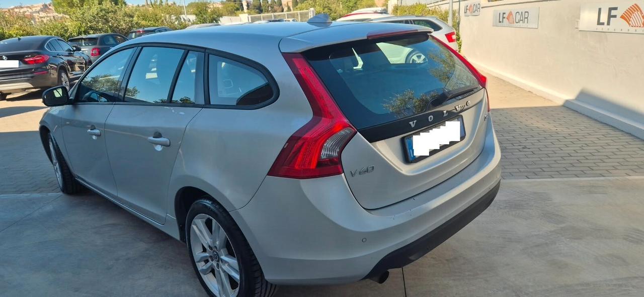 Volvo V60 1.6 hdi 115 cv
