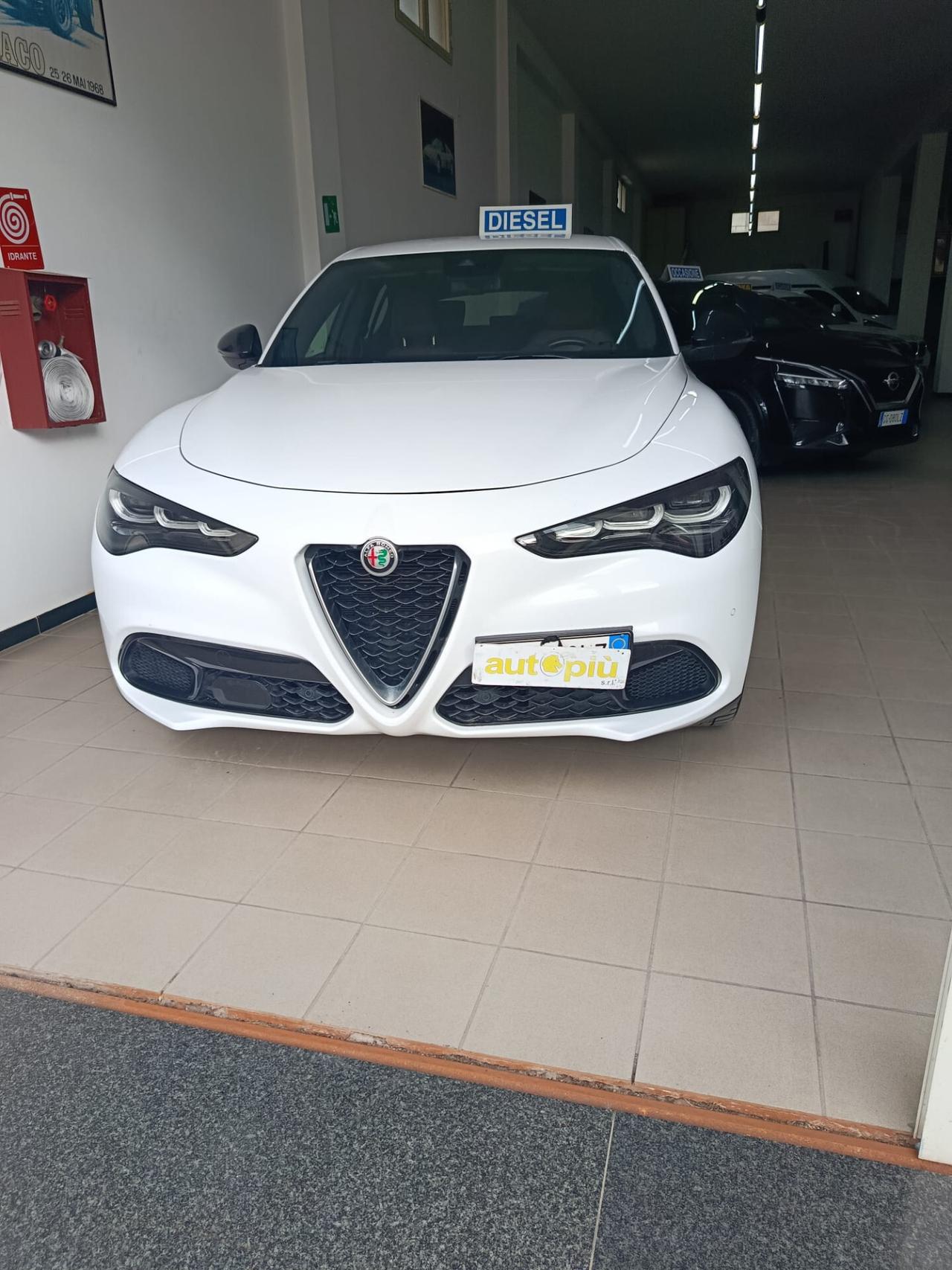 Alfa Romeo Stelvio 2.2 Turbodiesel 160 CV AT8 RWD Ti