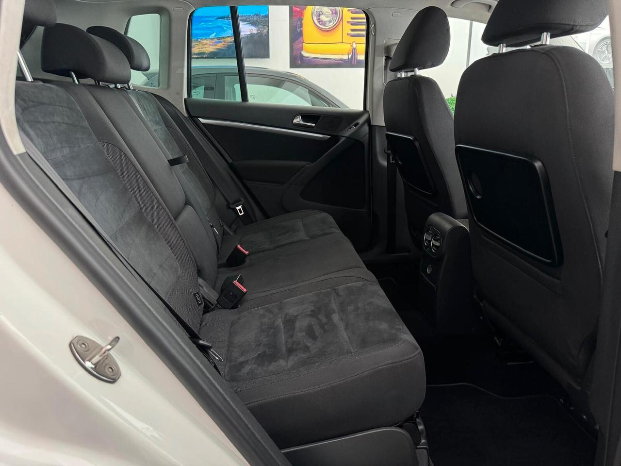Volkswagen Tiguan / 2.0cc 140 CV / Diesel / Tetto /119000 km