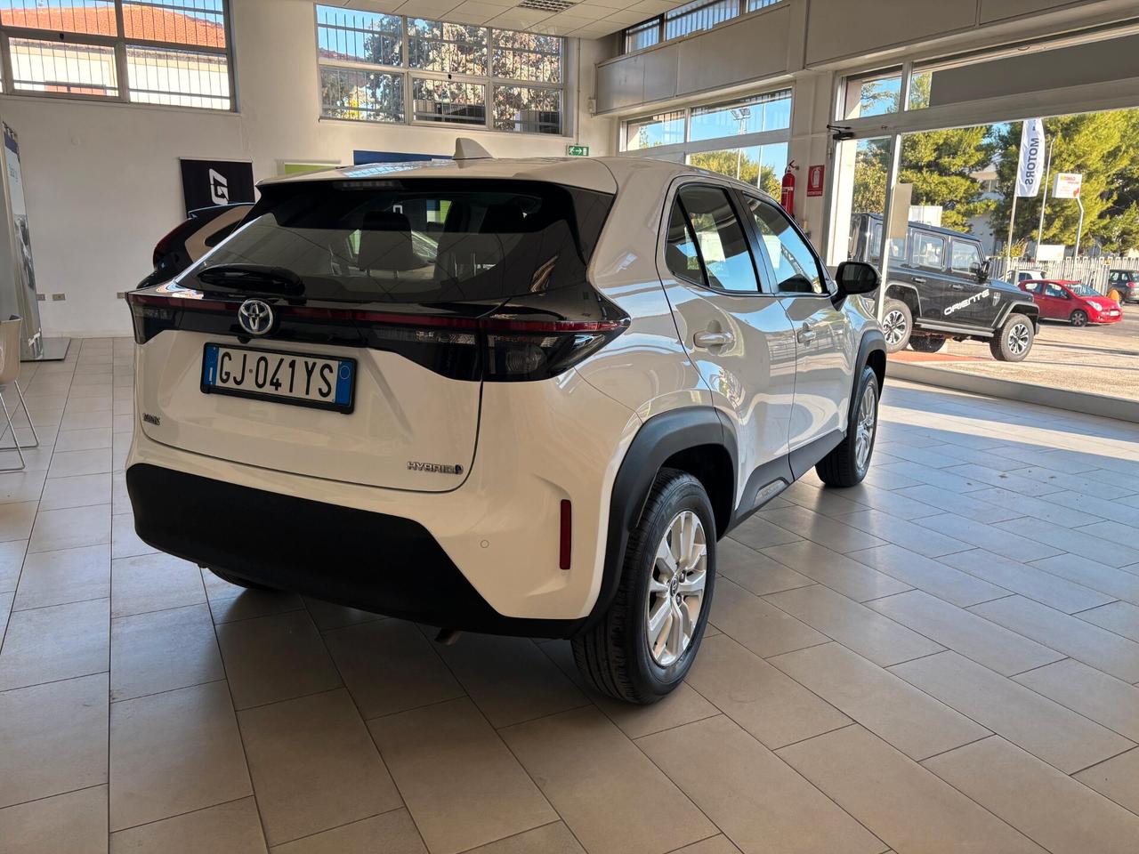 Toyota Yaris Cross 1.5 Hybrid E-CVT Business