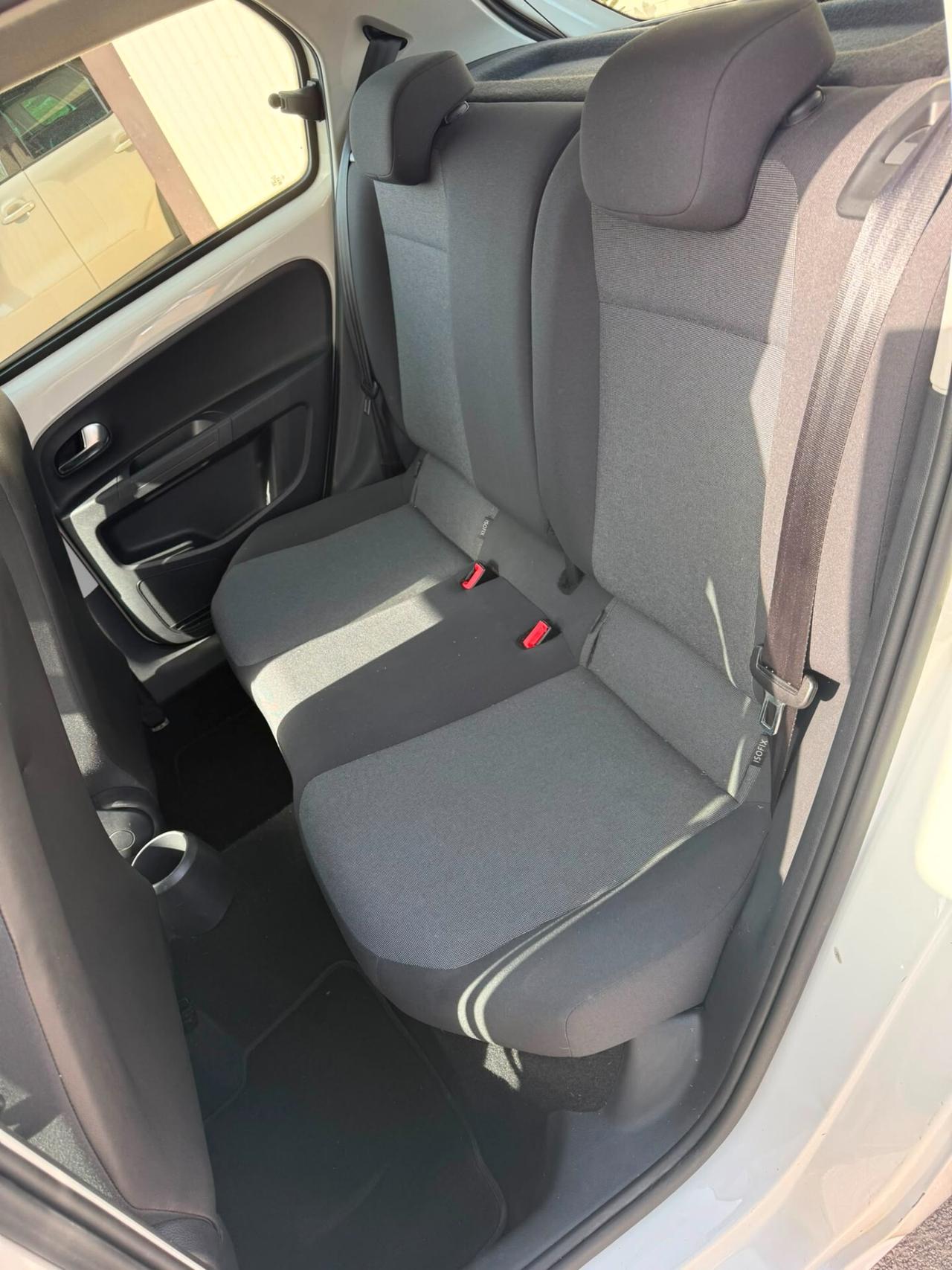 Volkswagen up! 1.0 5p. take