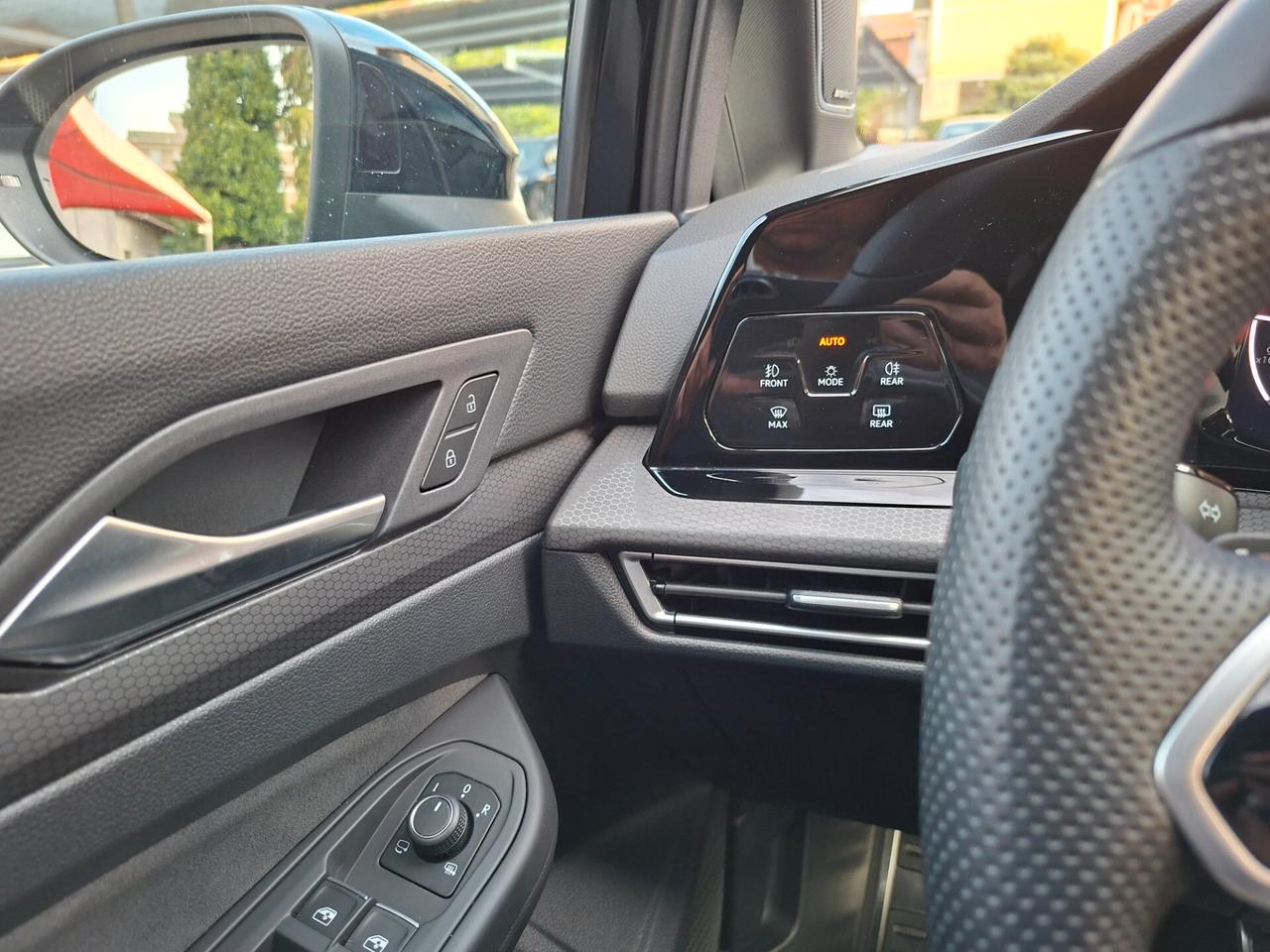Volkswagen Golf GTI 2.0 TSI DSG