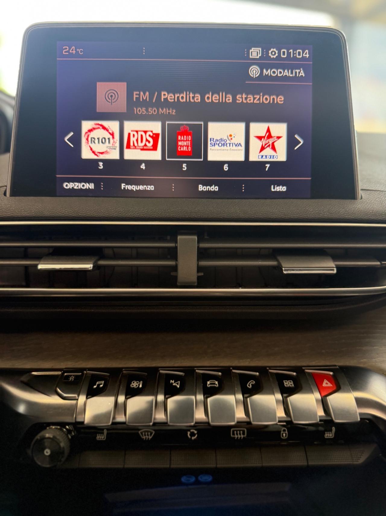 Peugeot 3008 MODELLO GT, TETTO APRIBILE,VIRTUAL COCKPIT.TELECAMERA, INTERNI IN PELLE,APPLE CARPLAY