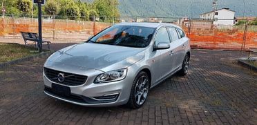 Volvo V60 2.0 d 150 cv D3 Geartronic Volvo Ocean Race,pelle,cambio automatico,navi,cruise control,cerchi 18