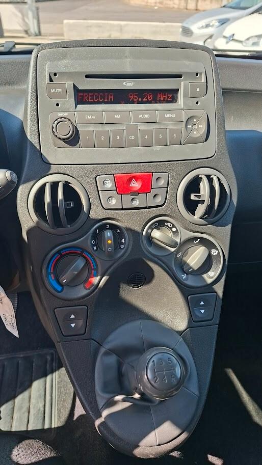 Fiat Panda 1.2 4x4 con gancio traino