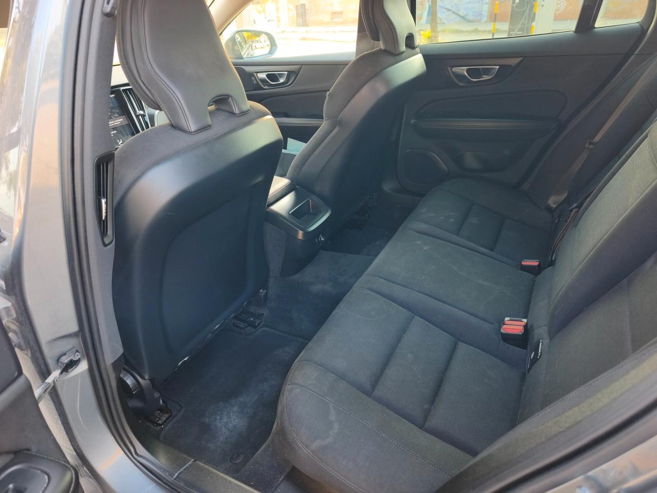 Volvo V60 D3 150CV Geartronic Business – 2020
