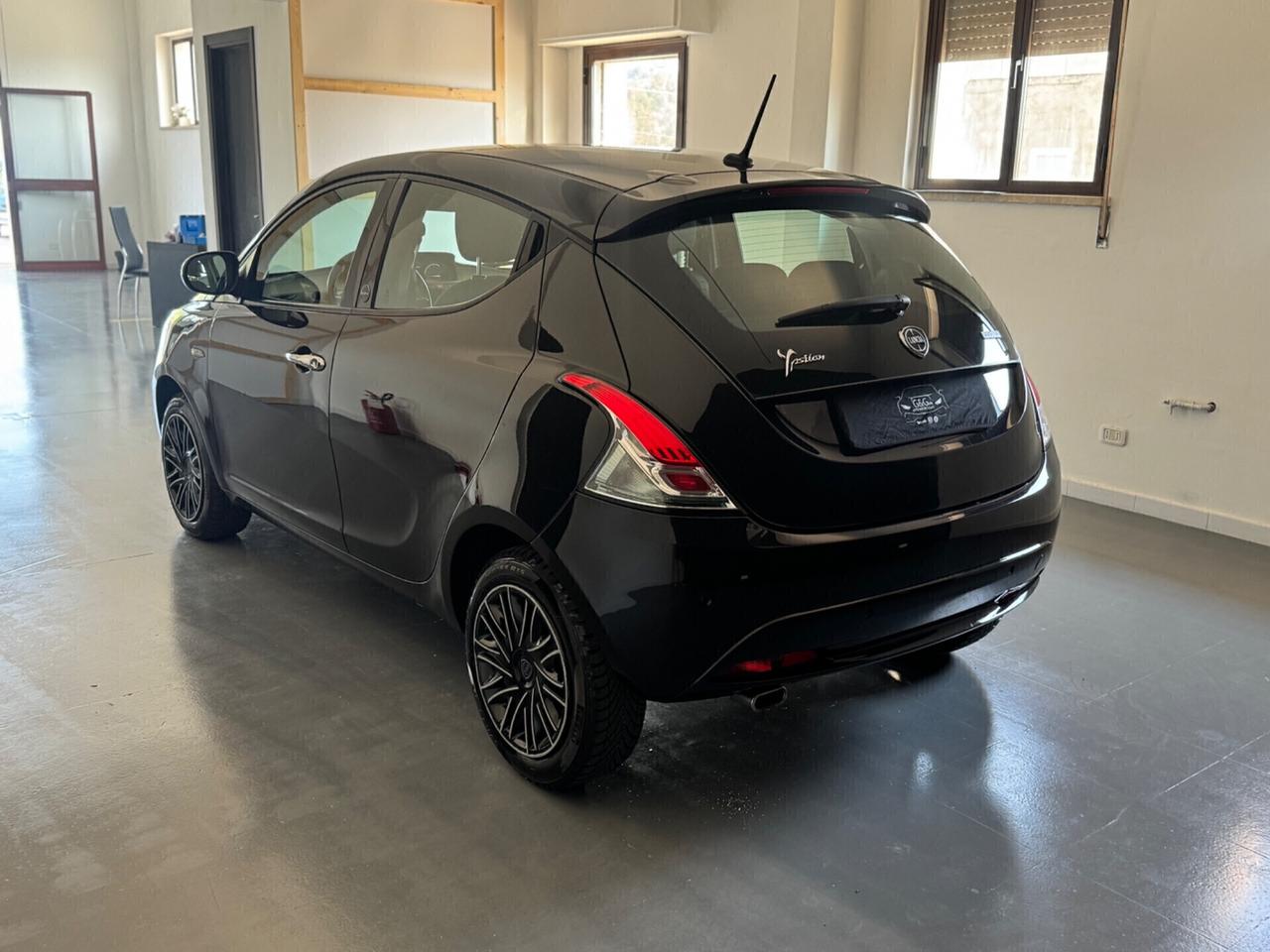 LANCIA YPSILON 1.0 FIREFLY HYBRID GOLD - 2021