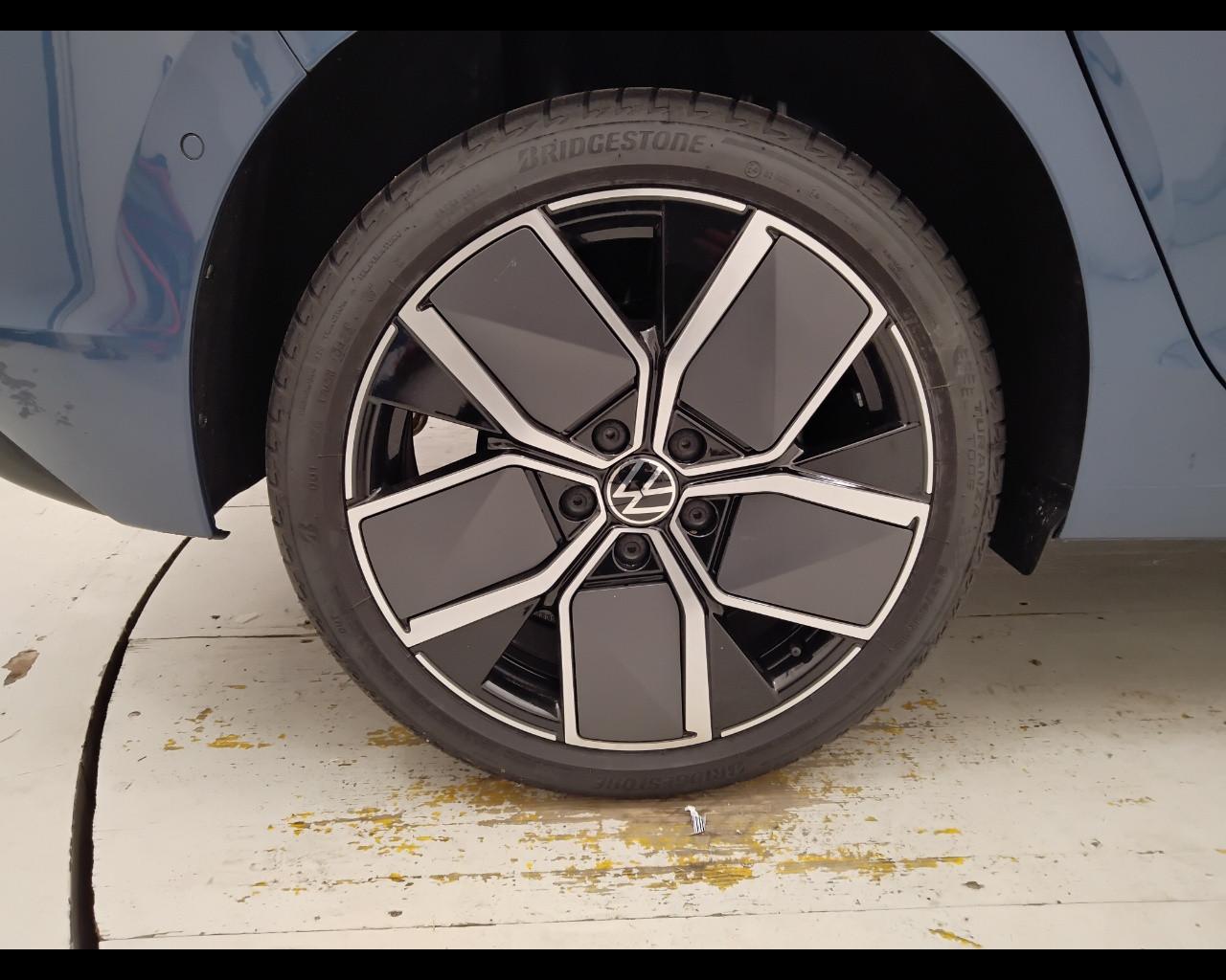 VOLKSWAGEN Golf VIII 2024 - Golf 1.5 tsi ehybrid Life 204cv dsg