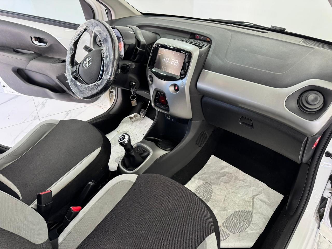 Toyota Aygo 1.0 VVT-i 69 CV 5 porte -TELECAMERA-GARANTITA-2017