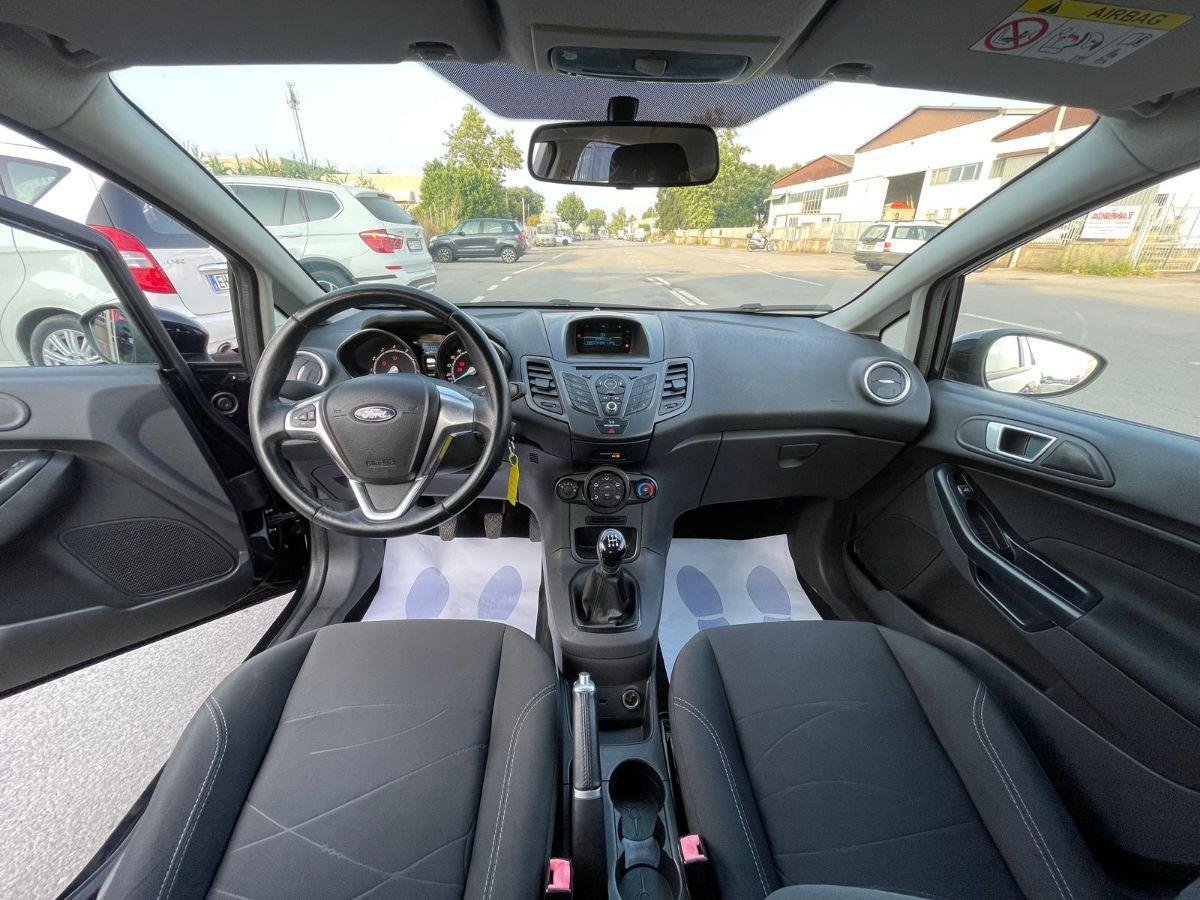 FORD - Fiesta - 1.2 82 CV 5p. Black & White Ed.