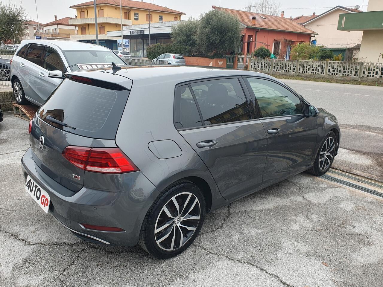 Volkswagen Golf 1.6 TDI 115 CV 5p. Business Neop 2017