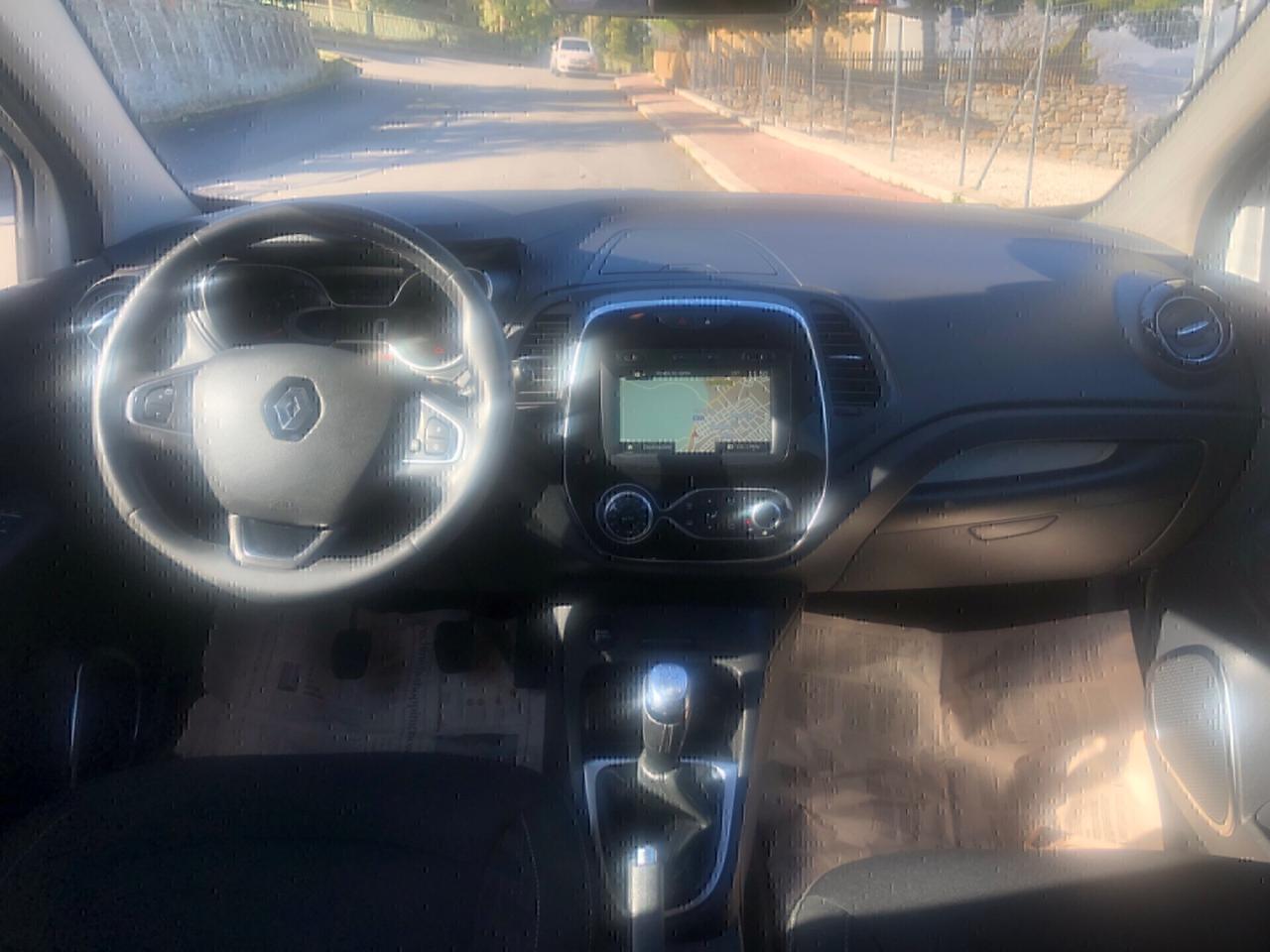 Renault Captur dCi 8V 90 CV EDC Sport Edition